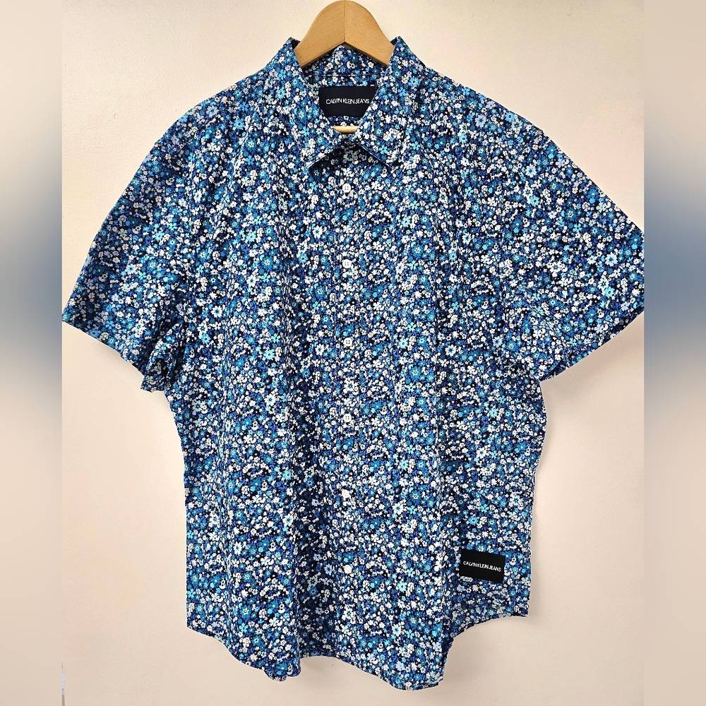 Calvin Klein Men's Blue Floral Shirt